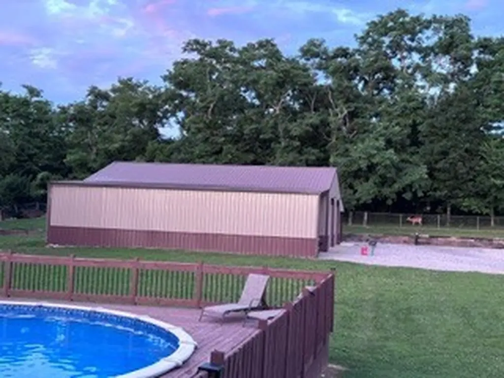 2205 Howell Road Greenbrier TN 37073