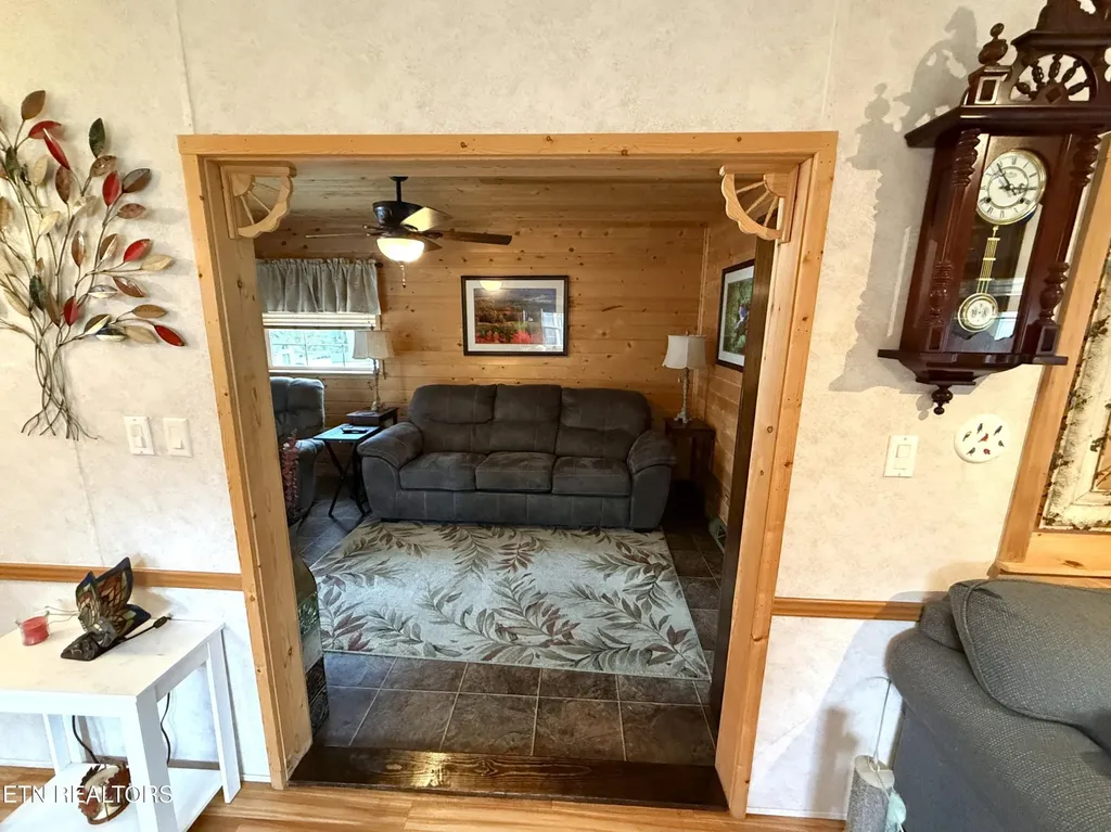 5355 Parkway Cosby TN 37722