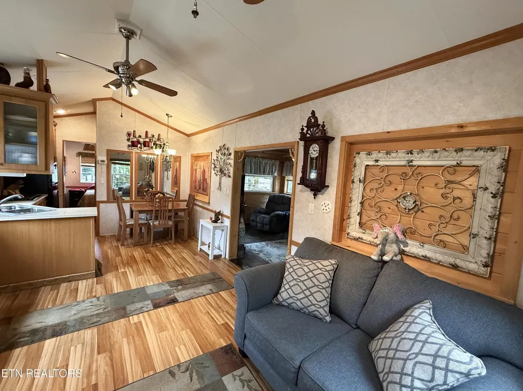 5355 Parkway Cosby TN 37722