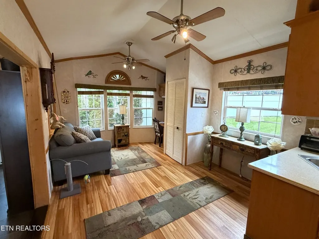 5355 Parkway Cosby TN 37722