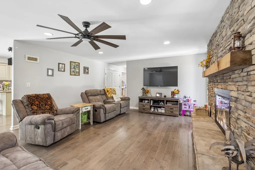 364 Eddins Road Lebanon TN 37090