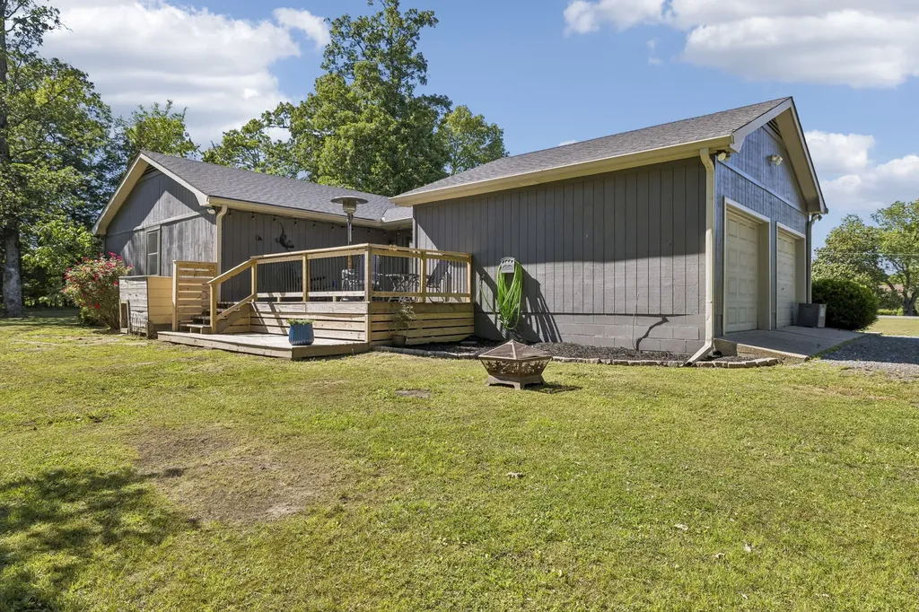 364 Eddins Road Lebanon TN 37090