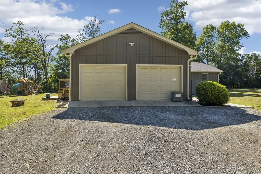 364 Eddins Road Lebanon TN 37090