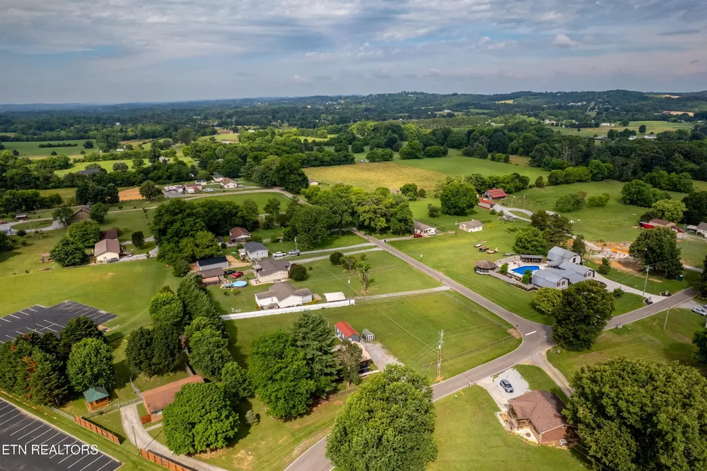 617 Dotson Memorial Road Maryville TN 37801