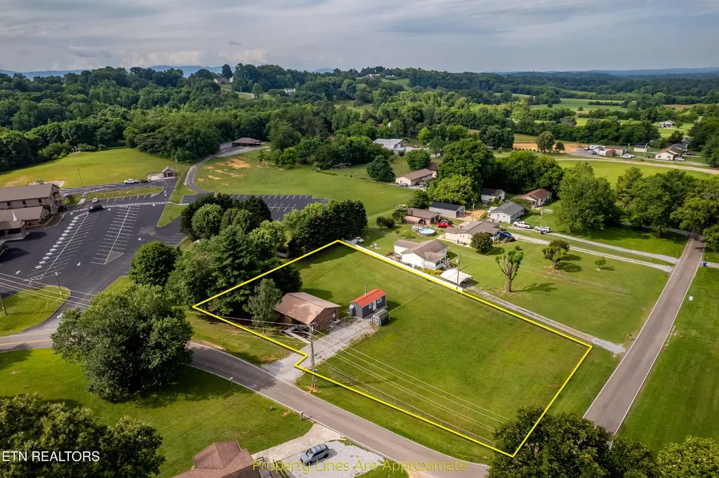 617 Dotson Memorial Road Maryville TN 37801