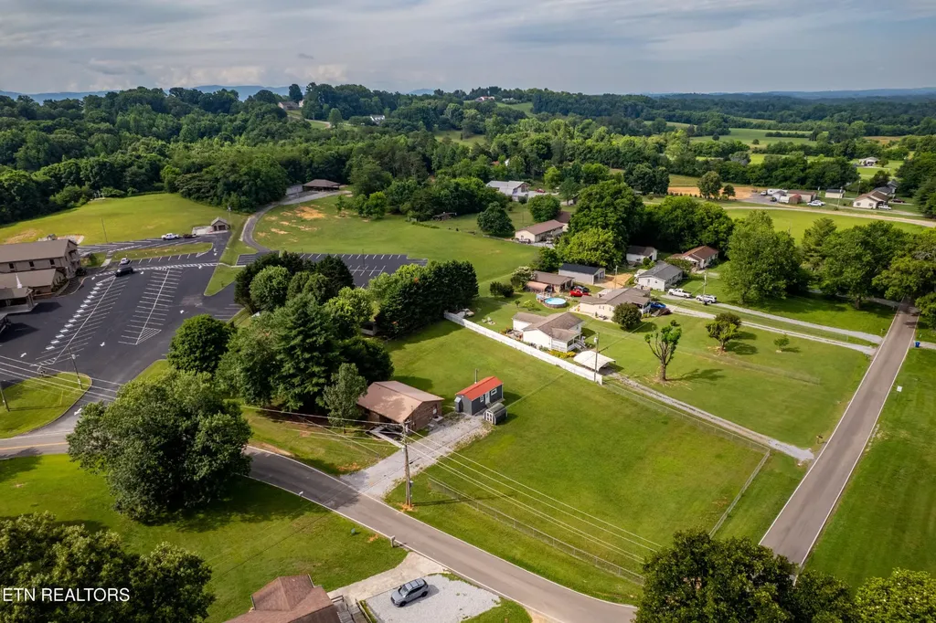 617 Dotson Memorial Road Maryville TN 37801