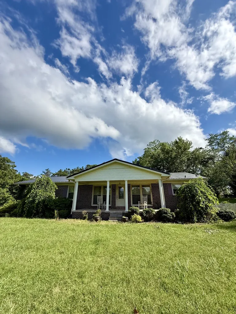 301 W College Street Summertown TN 38483