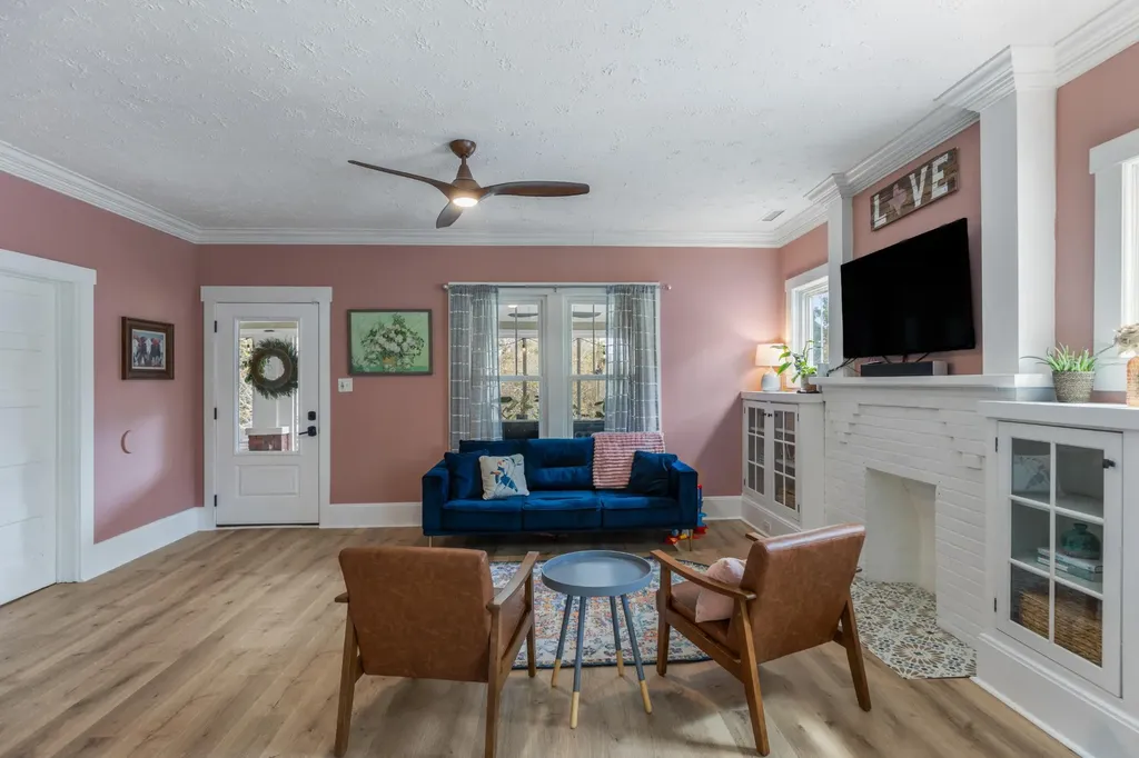 621 Highland Avenue, NW Cleveland TN 37311
