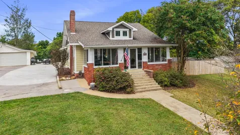 621 Highland Avenue, NW Cleveland TN 37311