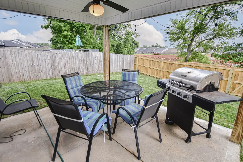 436 Kinslow Court Clarksville TN 37040