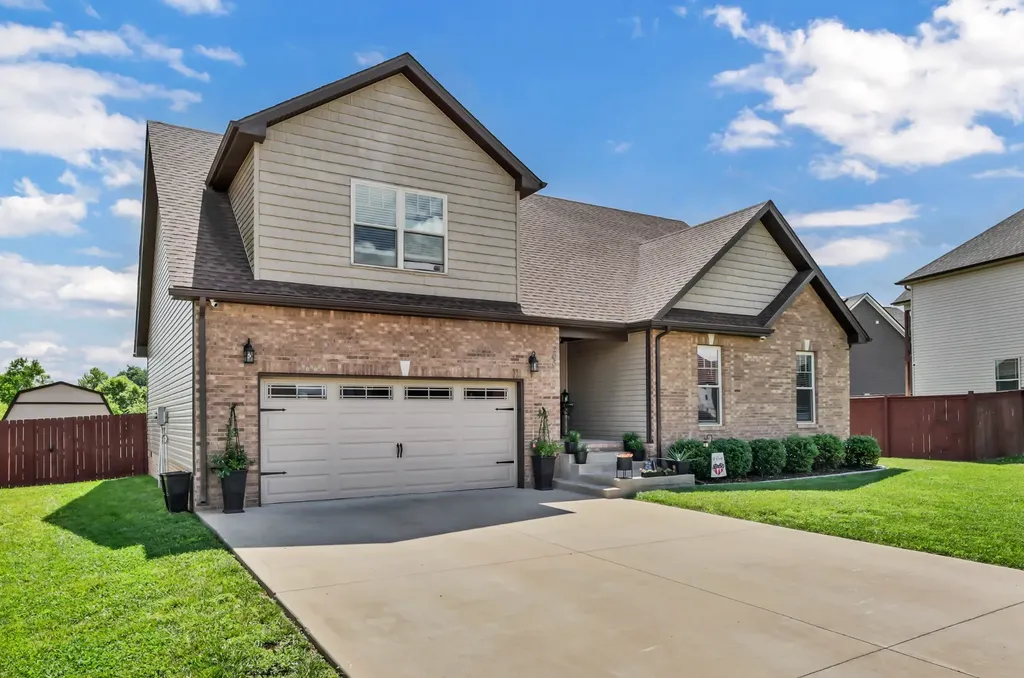203 Quail Court Clarksville TN 37042