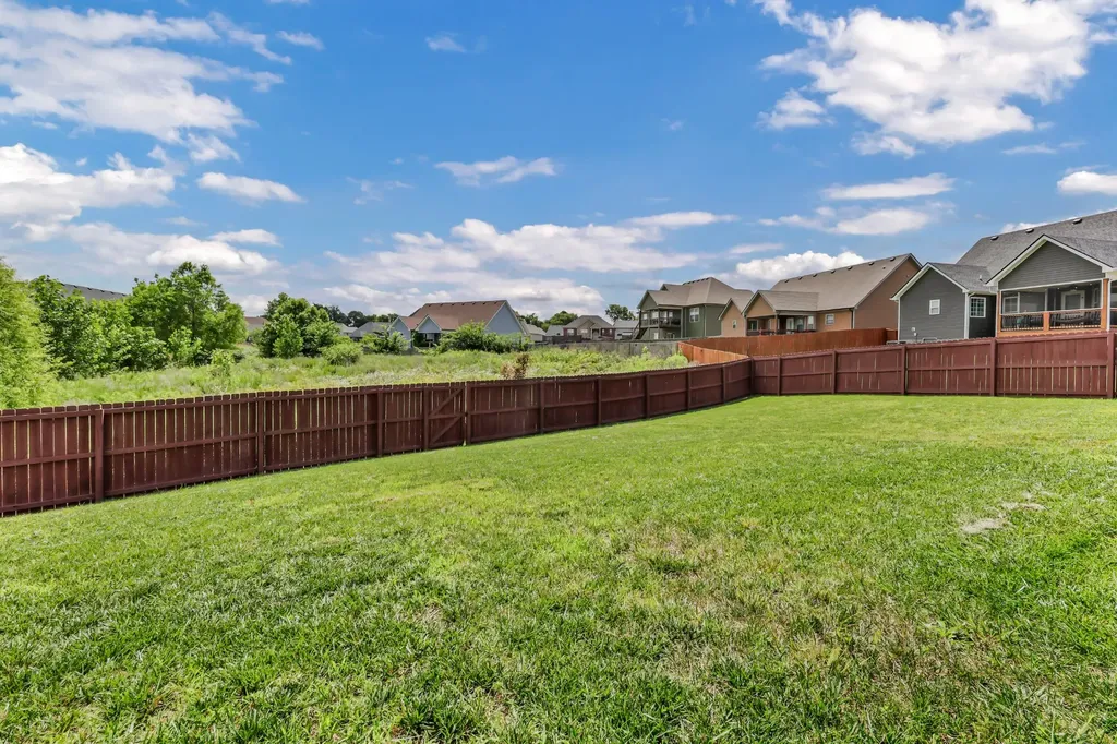 203 Quail Court Clarksville TN 37042