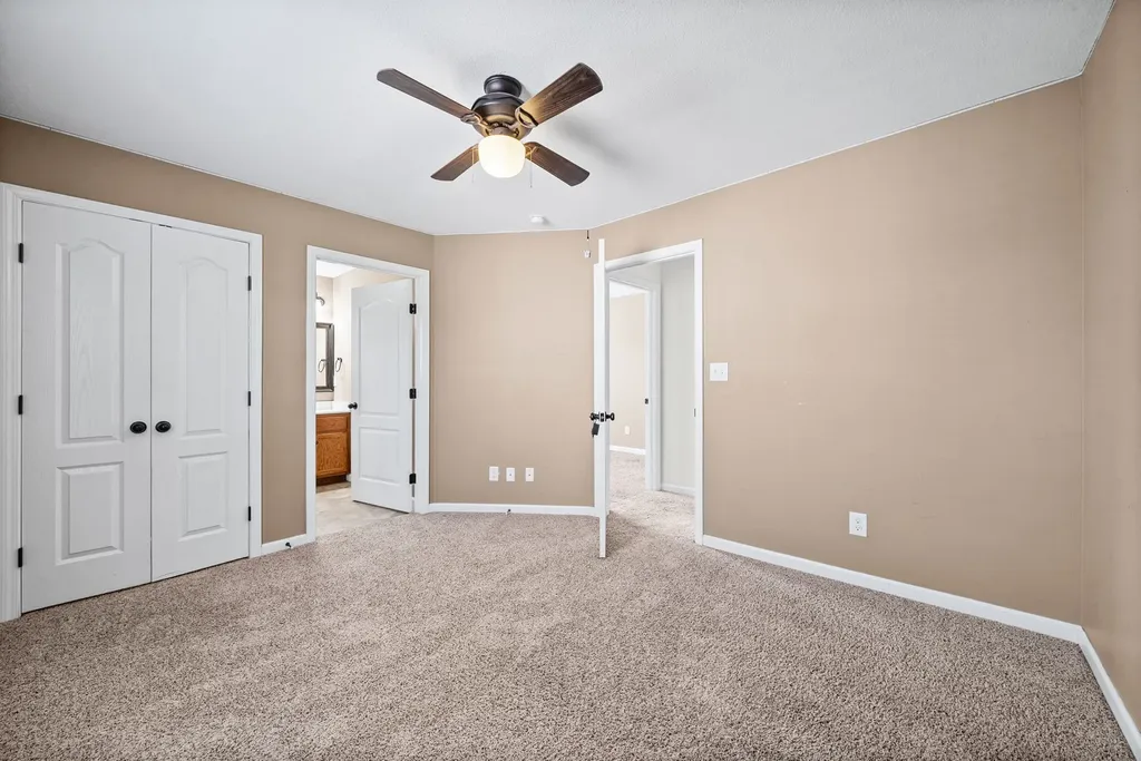 1604 Apache Way Clarksville TN 37042