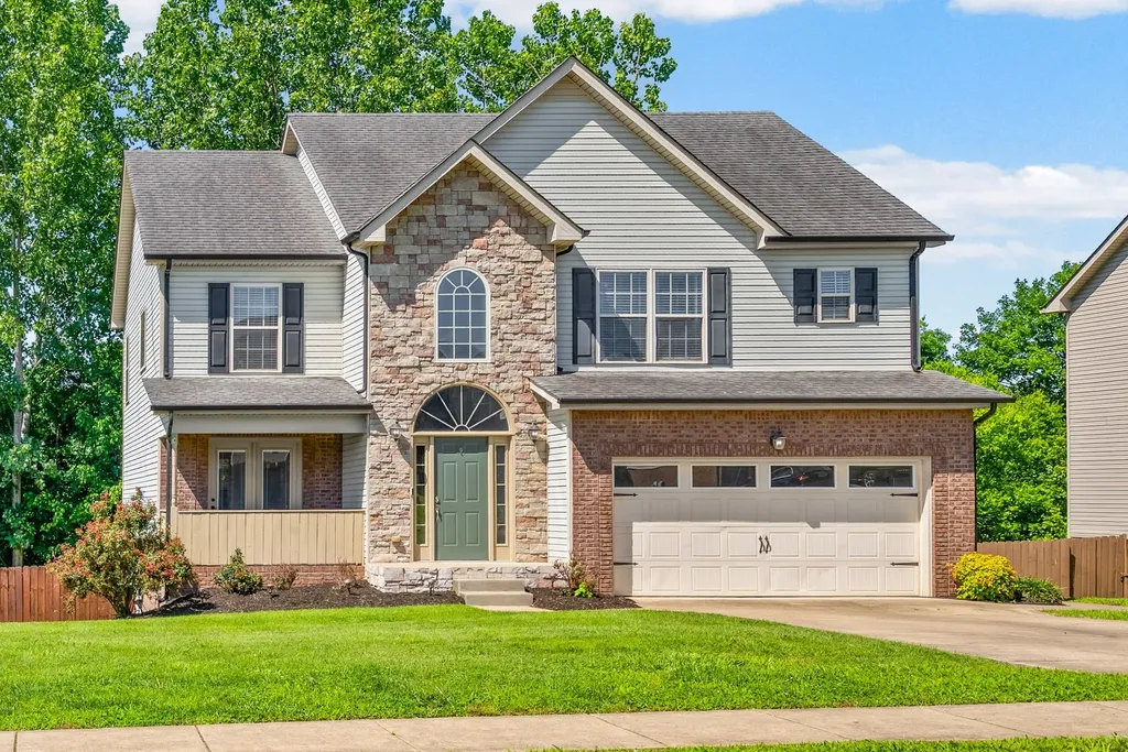 1604 Apache Way Clarksville TN 37042