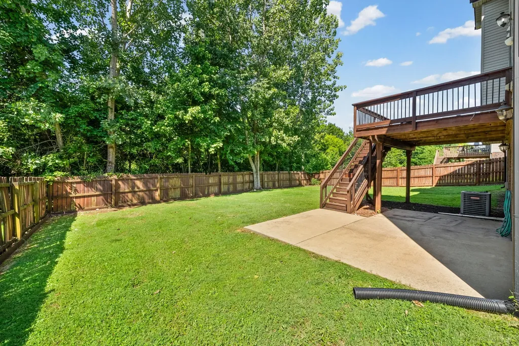 1604 Apache Way Clarksville TN 37042
