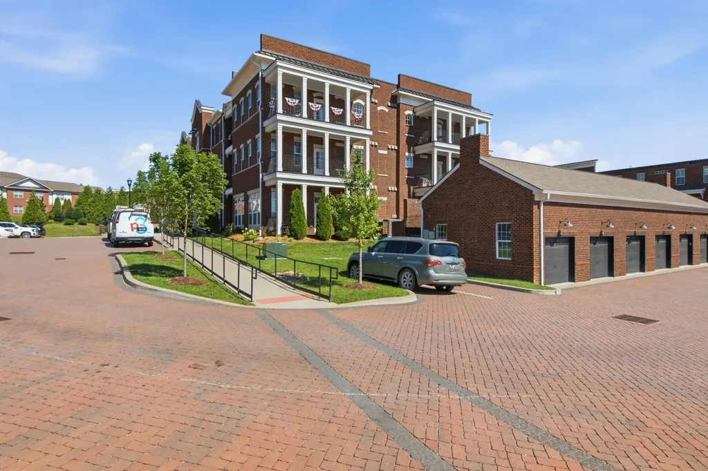 2089 Branford Place Thompsons Station TN 37179