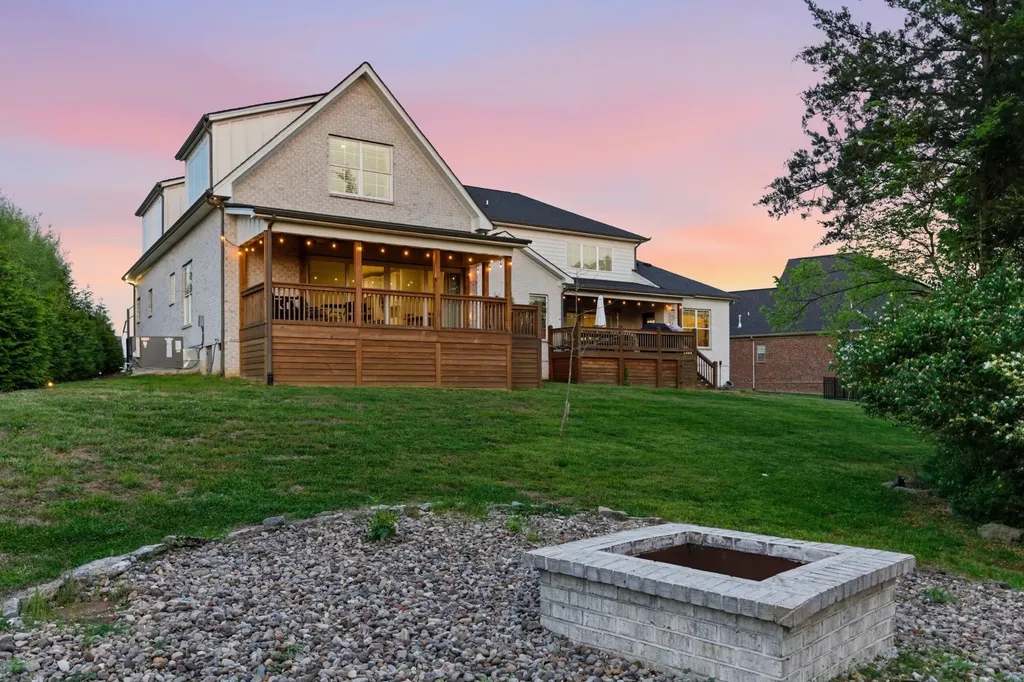 119 Sperance Lane Gallatin TN 37066