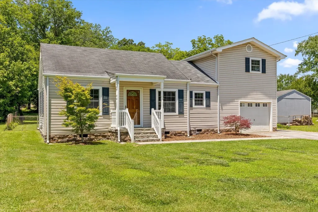 8 Morgan Circle Fort Oglethorpe GA 30742