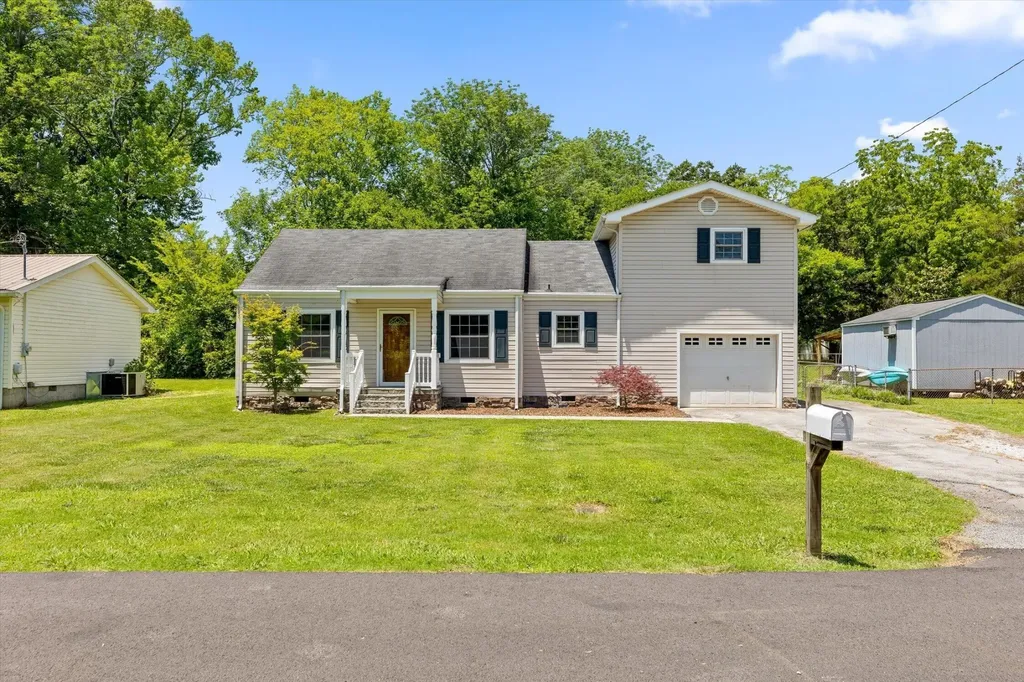 8 Morgan Circle Fort Oglethorpe GA 30742