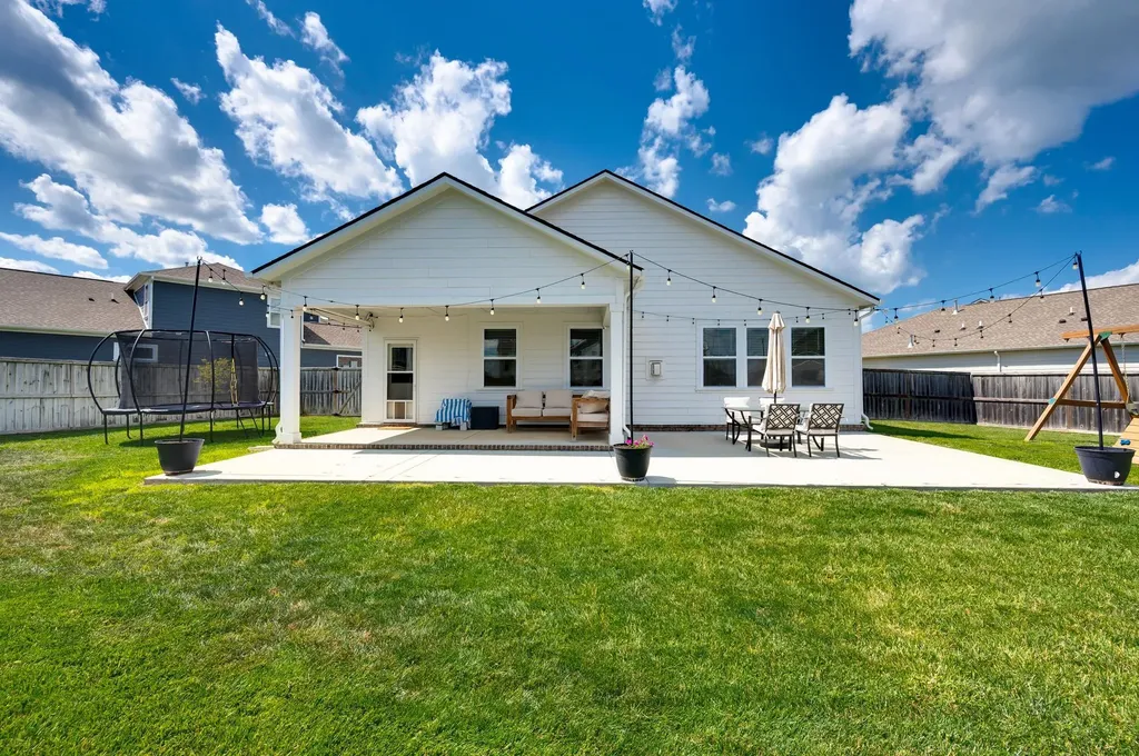 915 Sassafras Court Spring Hill TN 37174