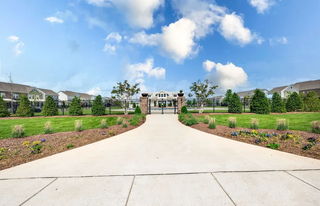 915 Sassafras Court Spring Hill TN 37174