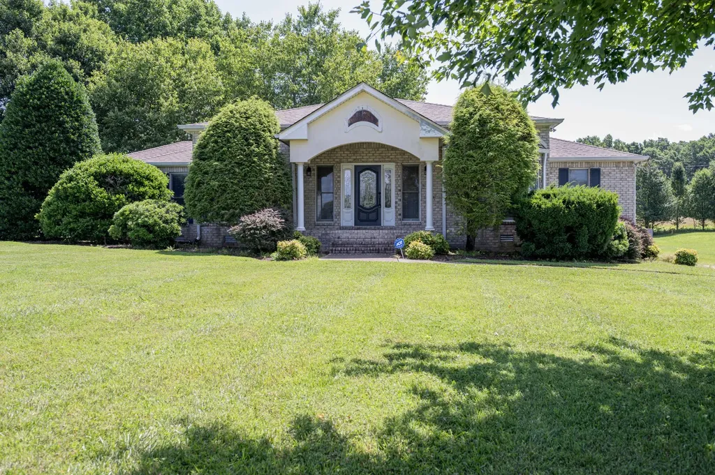 205 Meadowlark Court Dickson TN 37055