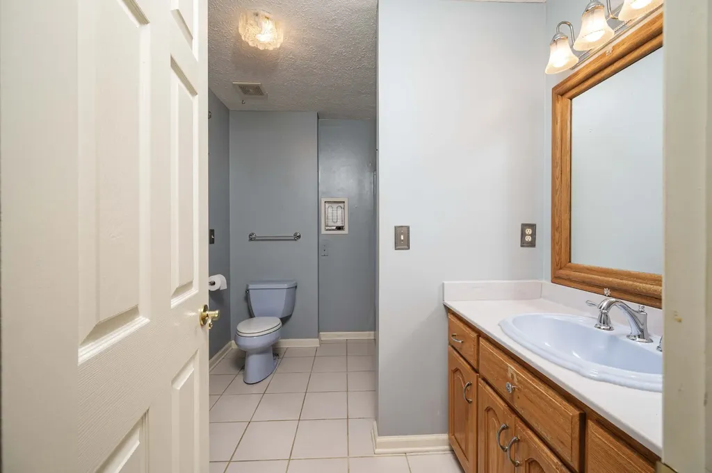 205 Meadowlark Court Dickson TN 37055