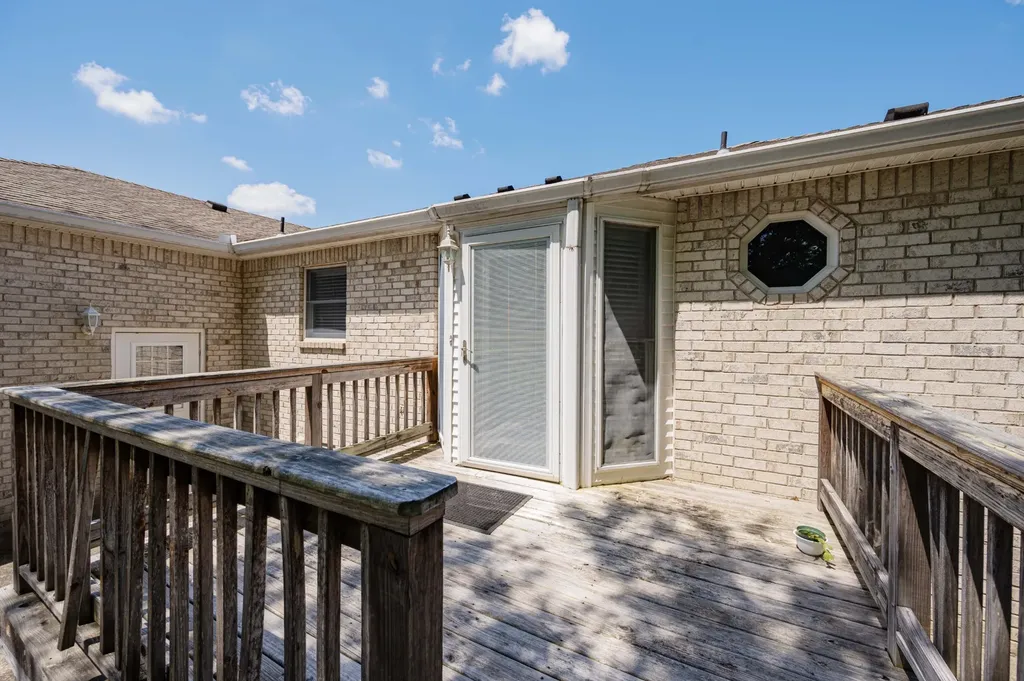 205 Meadowlark Court Dickson TN 37055