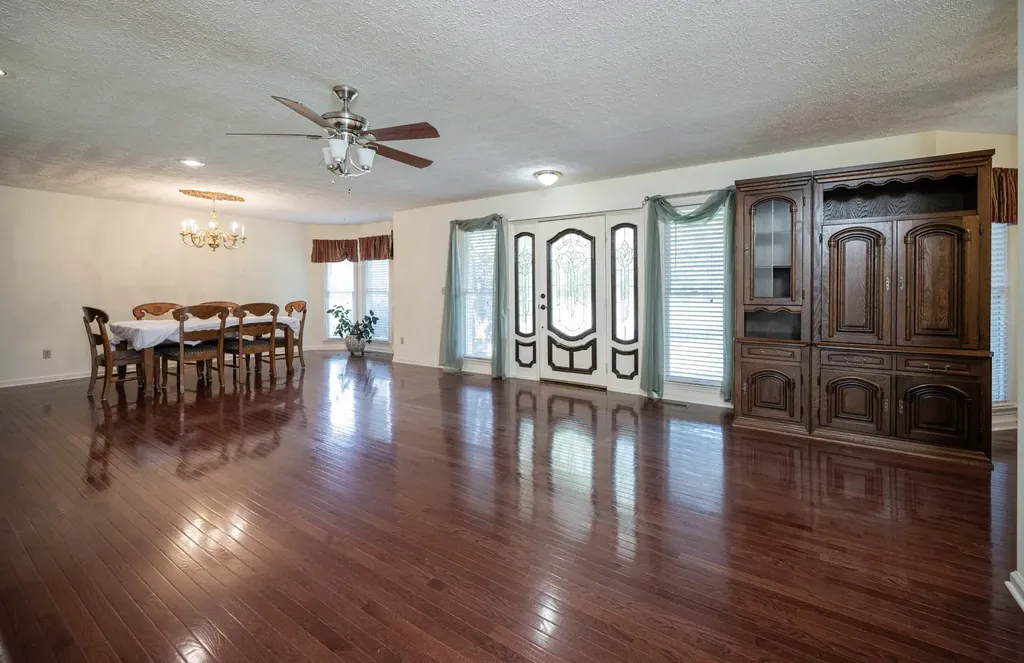205 Meadowlark Court Dickson TN 37055