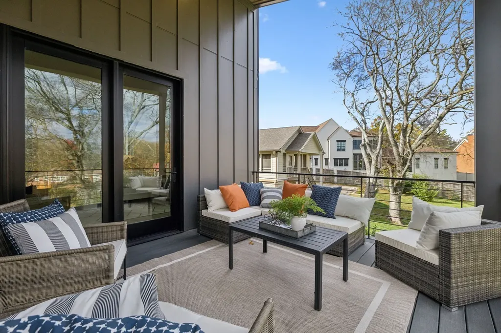 3916A Caylor Drive Nashville TN 37215