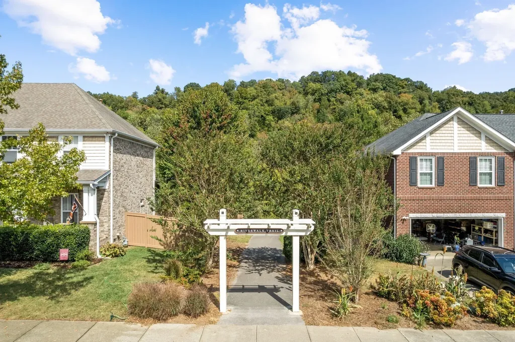6001 Mill Tree Court Nashville TN 37221