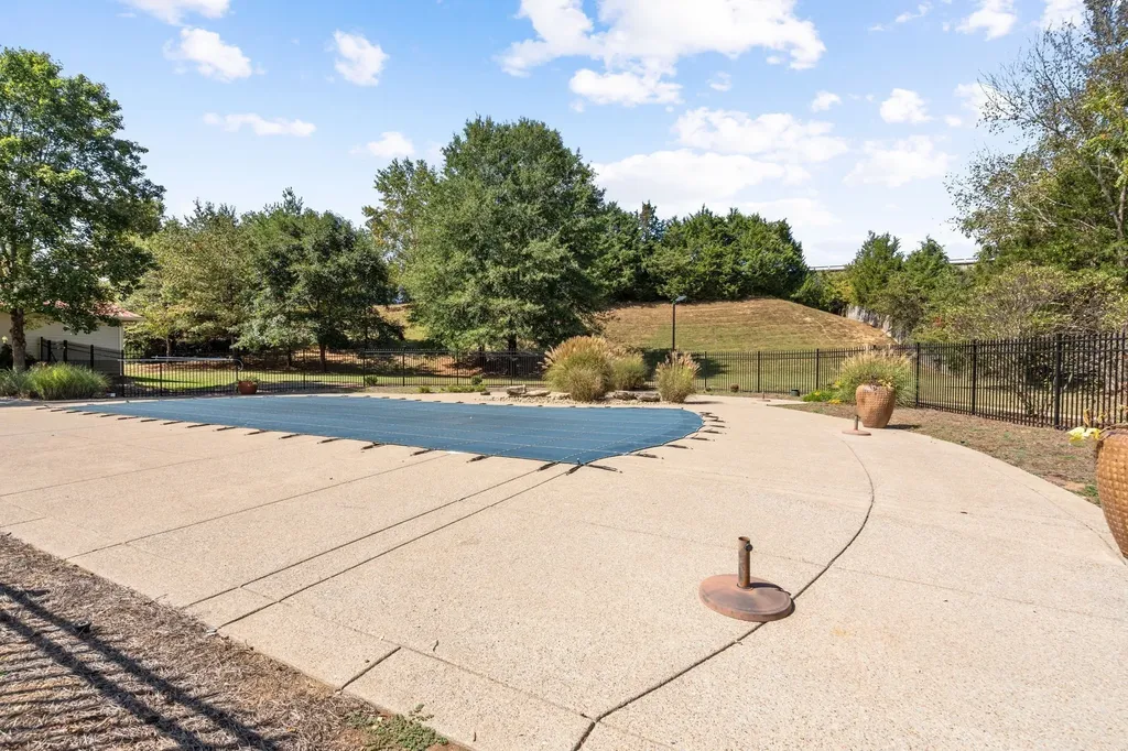6001 Mill Tree Court Nashville TN 37221