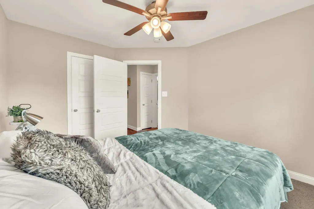 1213 Old Charlotte Trace Clarksville TN 37040
