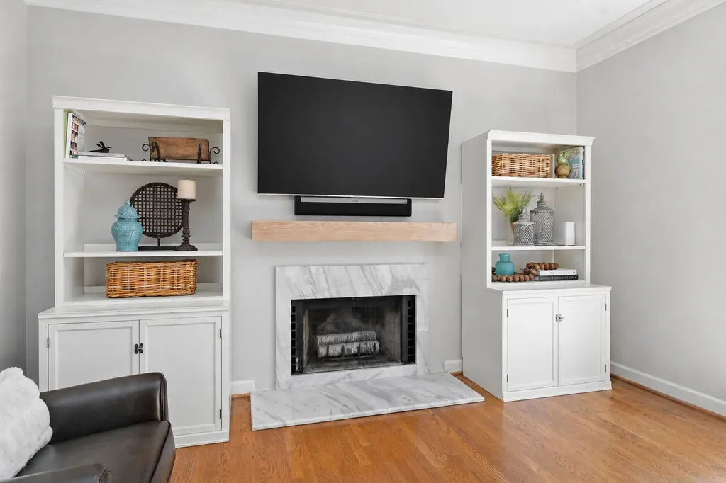 8 Sharonwood Drive Nashville TN 37215