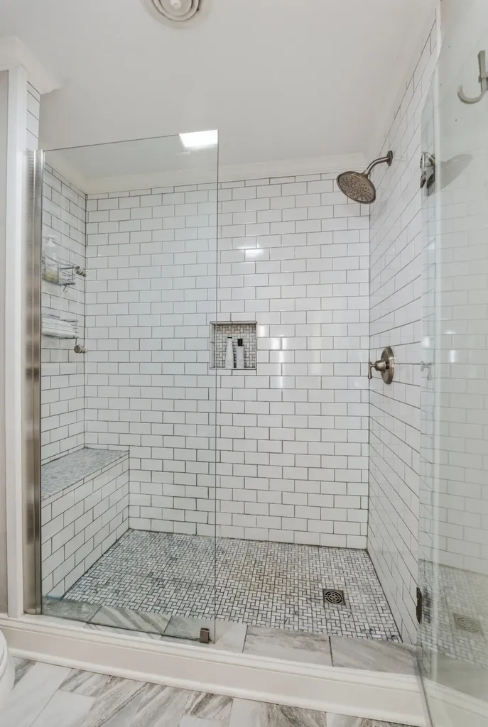 8 Sharonwood Drive Nashville TN 37215