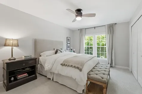 8 Sharonwood Drive Nashville TN 37215
