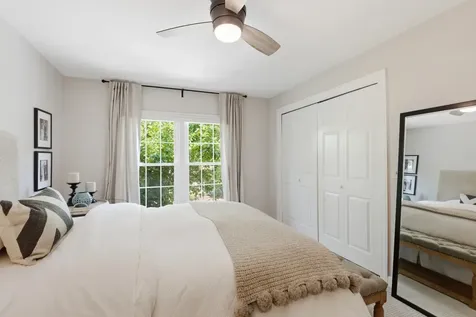 8 Sharonwood Drive Nashville TN 37215