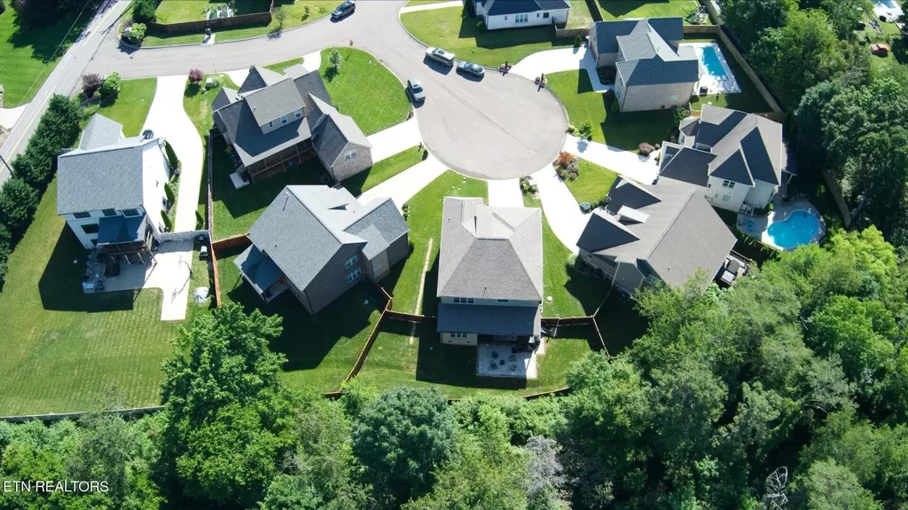 7913 Yellow Jasmine Lane Knoxville TN 37919