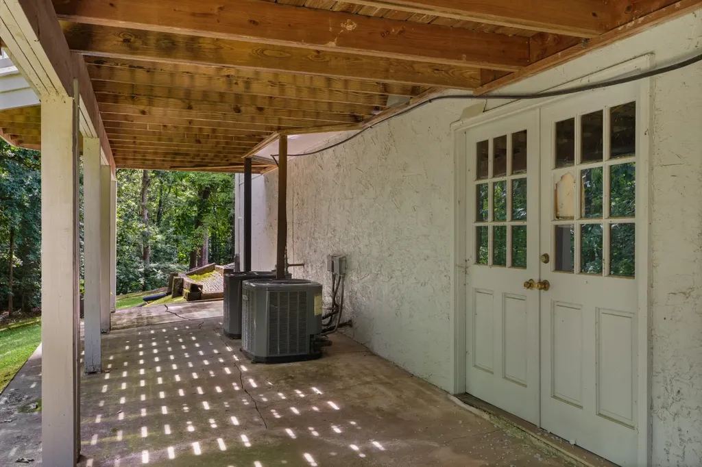 709 Rocky Shadows Drive Chattanooga TN 37421