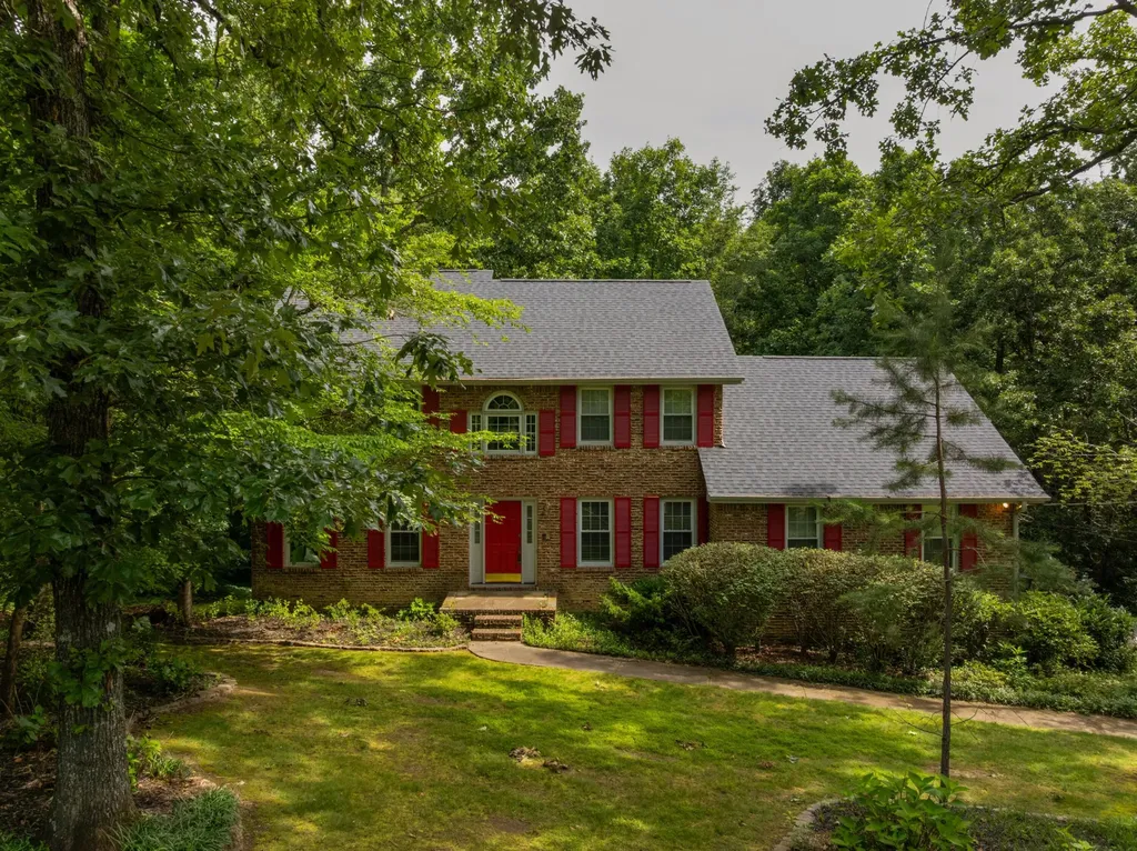 709 Rocky Shadows Drive Chattanooga TN 37421
