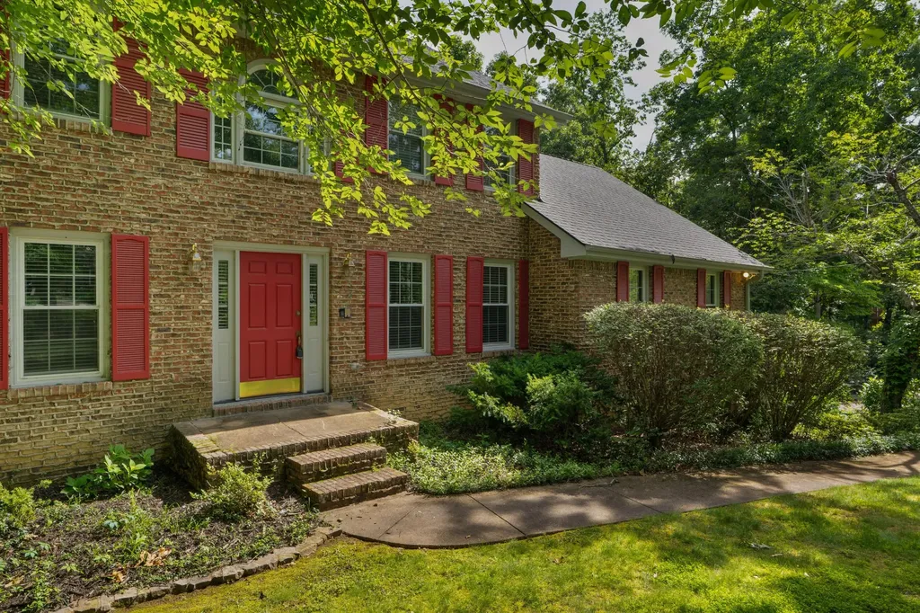 709 Rocky Shadows Drive Chattanooga TN 37421