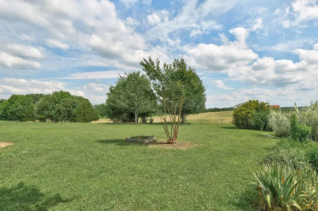 6 Fieldstone Lane Fayetteville TN 37334