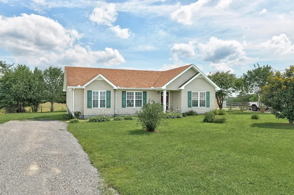 6 Fieldstone Lane Fayetteville TN 37334