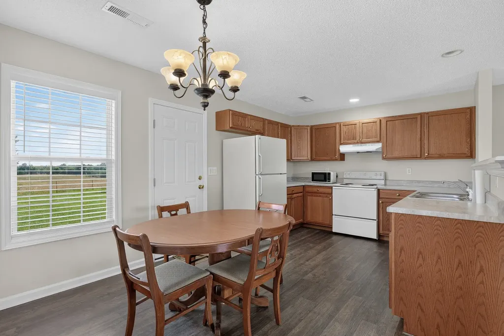 6 Fieldstone Lane Fayetteville TN 37334