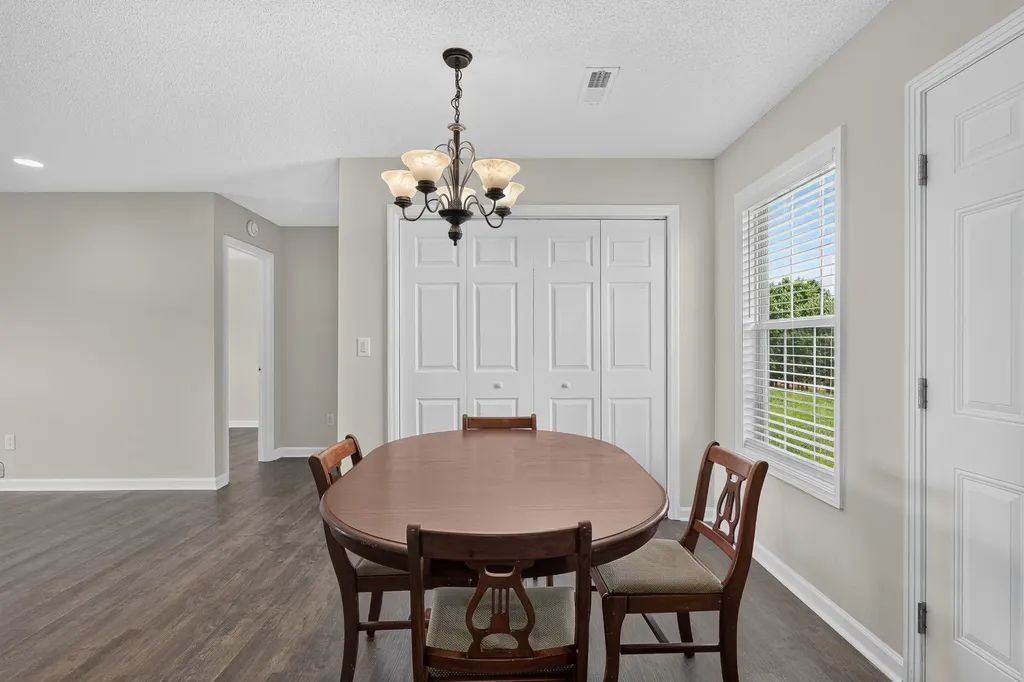 6 Fieldstone Lane Fayetteville TN 37334