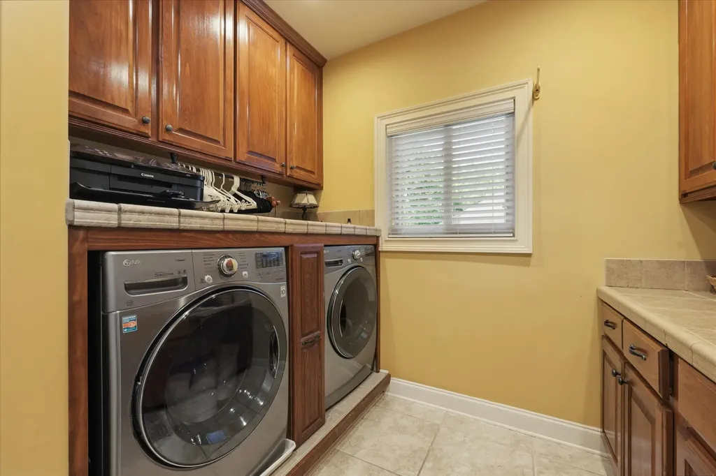 212 Okema Trace Loudon TN 37774