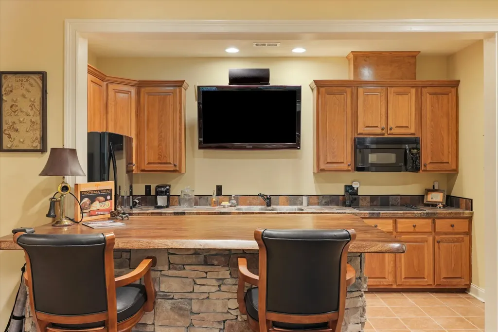 212 Okema Trace Loudon TN 37774