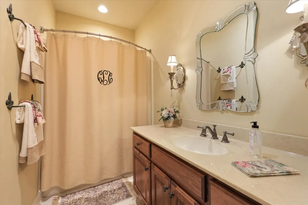 212 Okema Trace Loudon TN 37774