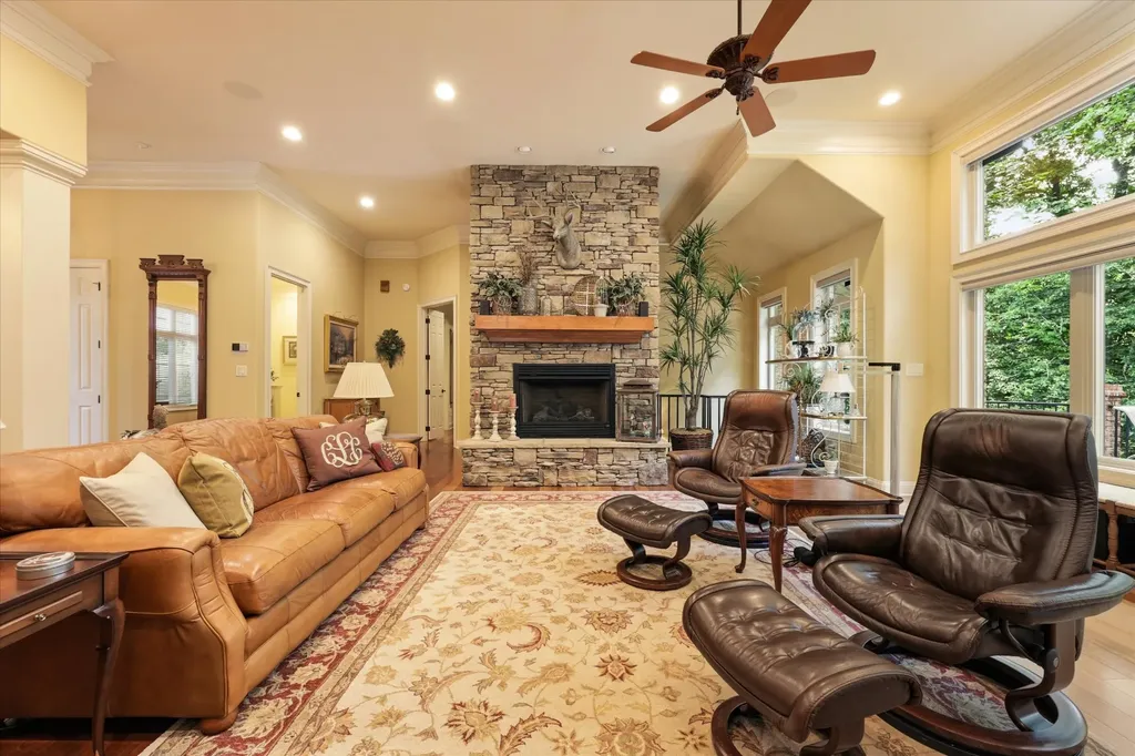 212 Okema Trace Loudon TN 37774