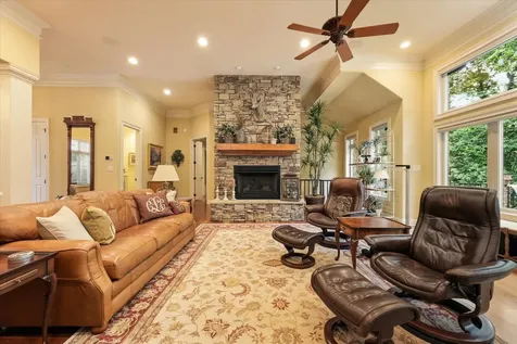 212 Okema Trace Loudon TN 37774